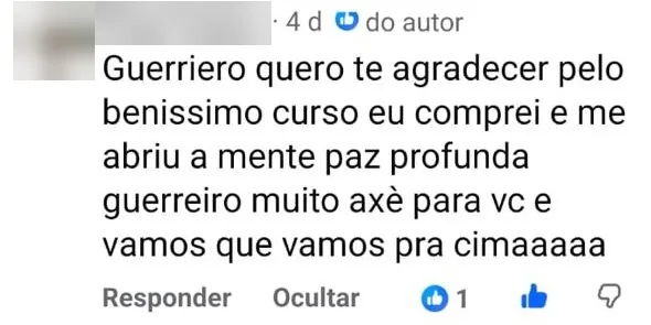 Comentário de aluno sobre as aulas do Gean, com nome e foto borrados